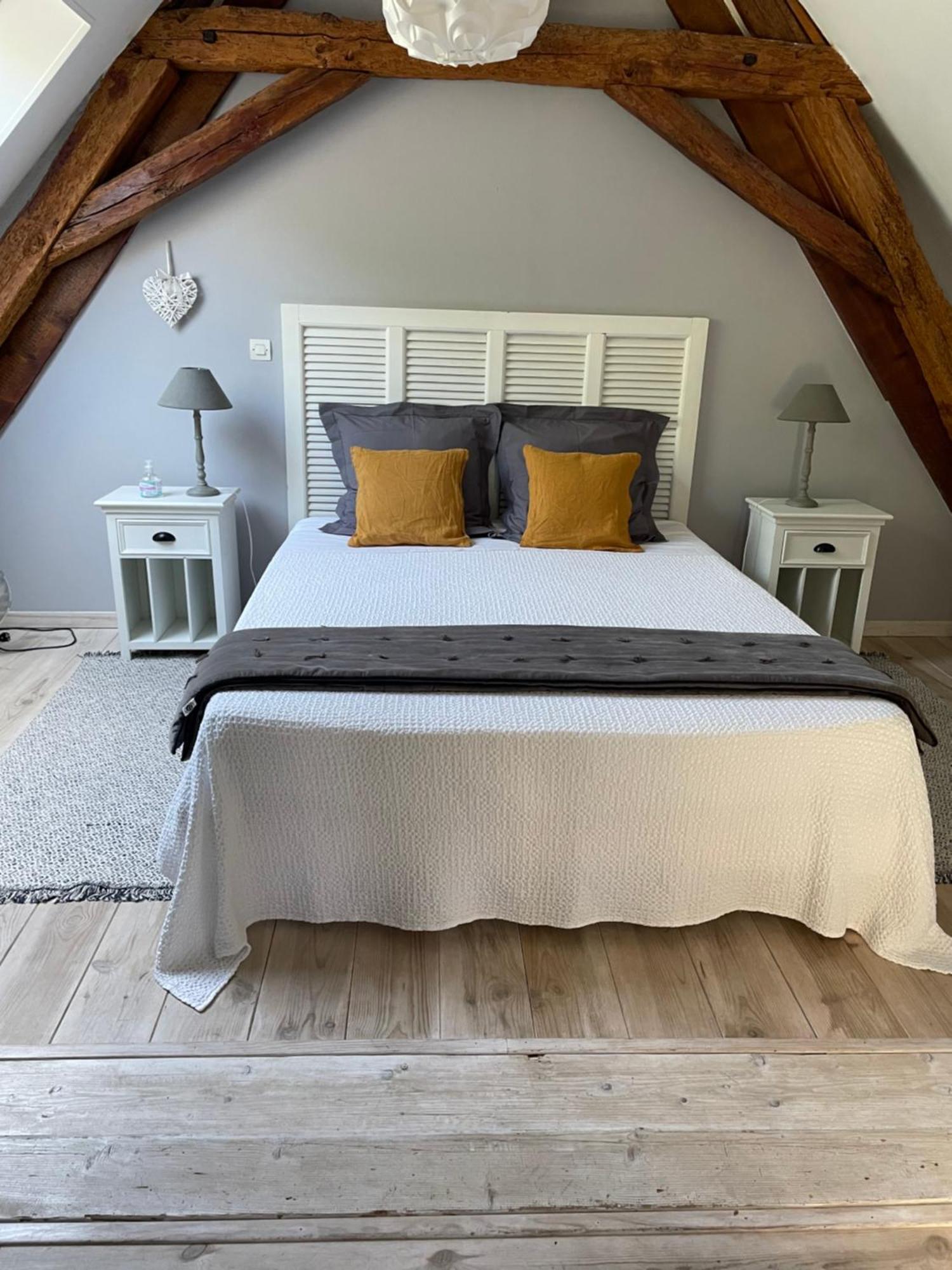 Chambres d hôtes avec Piscine et Spa La Folière Saumur Villebernier Exterior foto